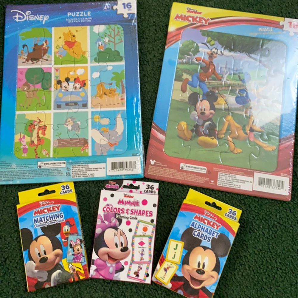 NEW Mickey/Minnie/Disney learning